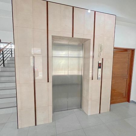 Sc Residences Surat Thani Extérieur photo